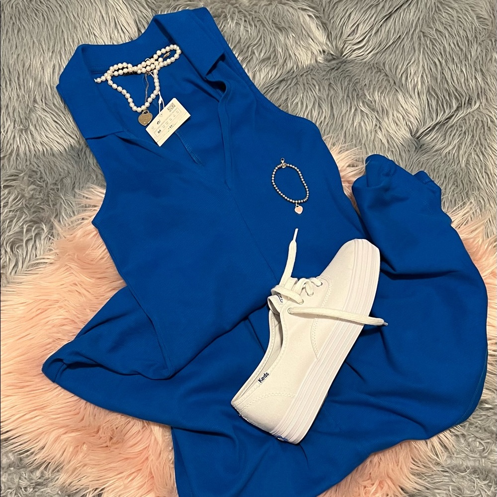 NWT Beautiful deep V neck Zara Fit and Flair mini dress. Fits like a dream.